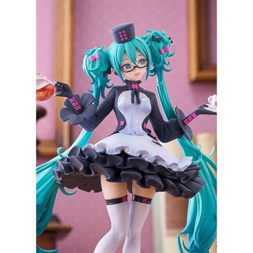 Vocaloid Hatsune Miku Glasses x Cafe Version Pop Up Parade Statue
