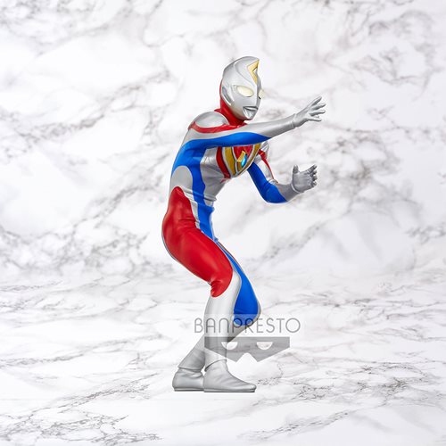 Ultraman Dyna Flash Type Hero's Brave Statue
