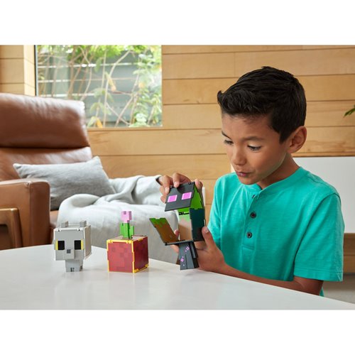 Minecraft Steve/Enchanted Armor Steve Flippin' Figs Action Figure