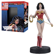 DC Superhero Wonder Woman Best Of Figure with Collector Magazine