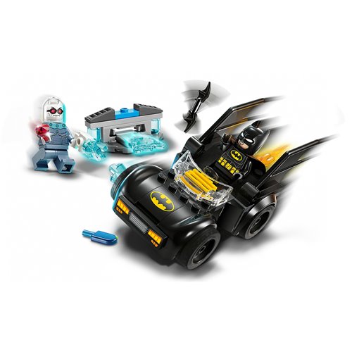 LEGO 76301 Batman & Batmobile vs. Mr. Freeze