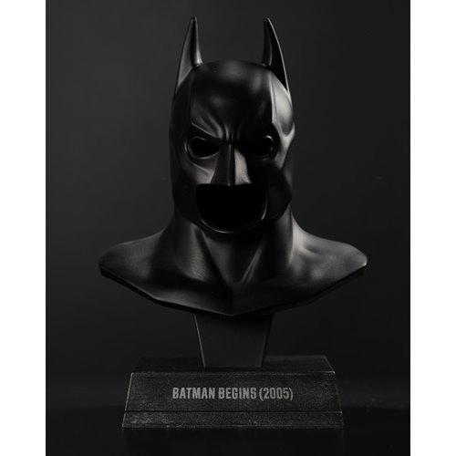 DC Direct Prop Replica Wave 2 1:3 Scale Cowl Case of 6