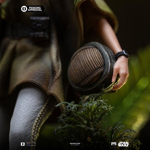 Star Wars: Return of the Jedi Leia and Wicket 1:10 Art Scale Limited Edition Statue