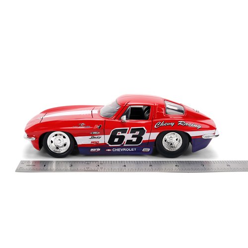 Bigtime Muscle 1963 Chevrolet Corvette Stingray 1:24 Scale Die-Cast Metal Vehicle