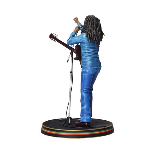 Bob Marley Live at the Rainbow Theatre 1977 Concert Posed Figure
