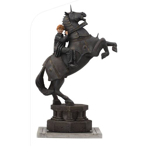 Harry Potter Ron Weasley Wizard Chess Deluxe Art 1:10 Scale Statue
