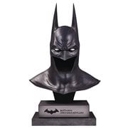 DC Gallery Batman: Arkham Asylum Cowl Statue