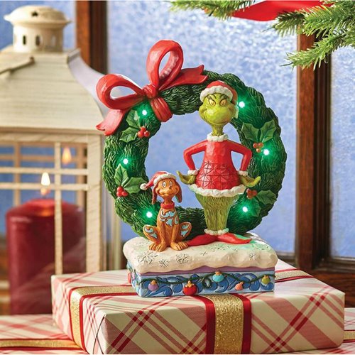 Dr. Seuss Grinch & Max in Wreath By Jim Shore Statue