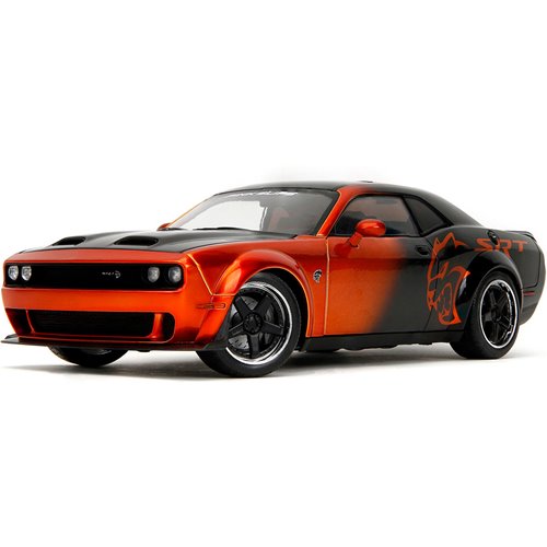 Pink Slips Wave 1 2015 Dodge Challenger SRT Hellcat Redeye Widebody 1:18 Scale Die-Cast Metal Vehicl