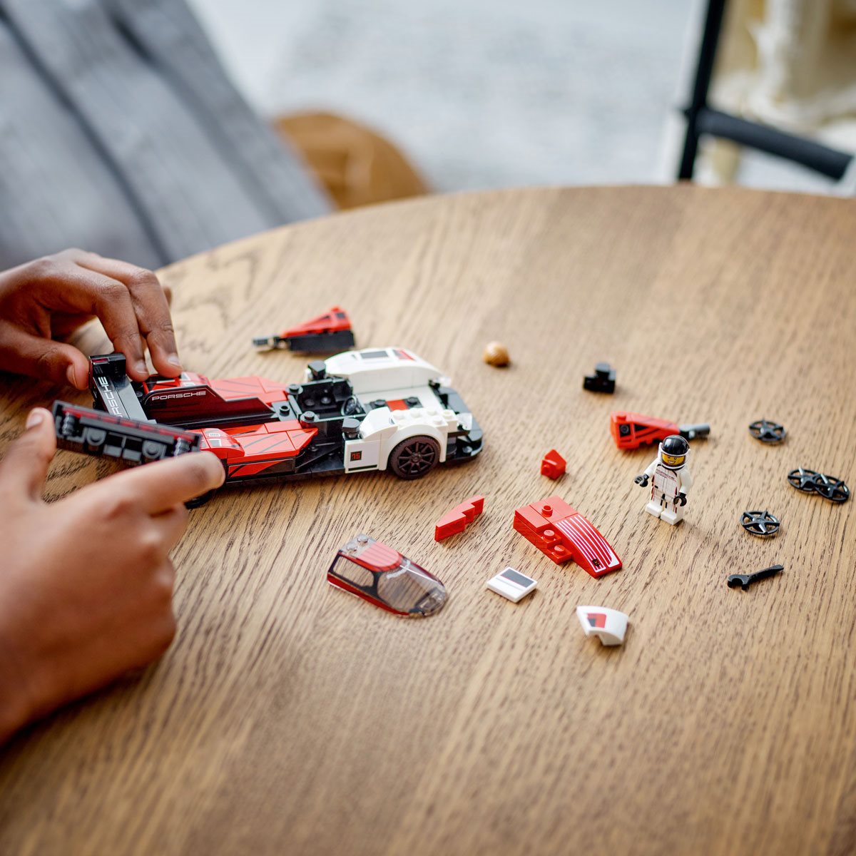 LEGO 76916 Speed Champions Porsche 963 Entertainment Earth