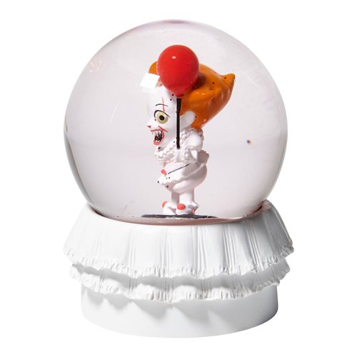 IT Pennywise Snow Globe