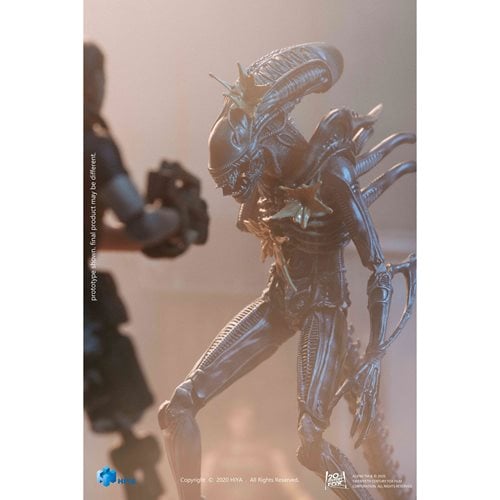 Aliens Battle Damage Alien Warrior 1:18 Action Figure - Previews Exclusive