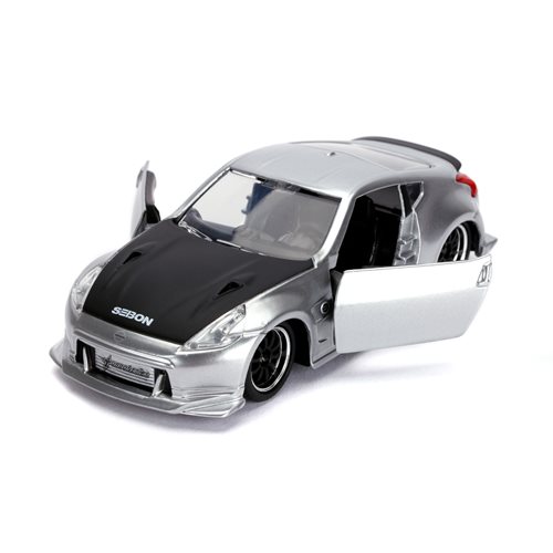 Fast and the Furious Gisele's Nissan 370Z 1:32 Scale Die-Cast Metal Vehicle