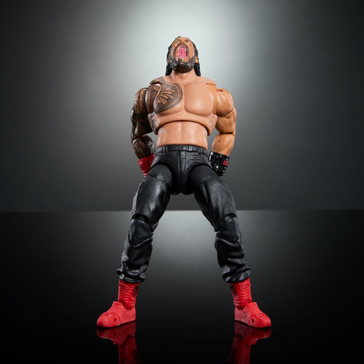 GB Eye, WWE, Roman Reigns Pose, Framed Photographic, 16