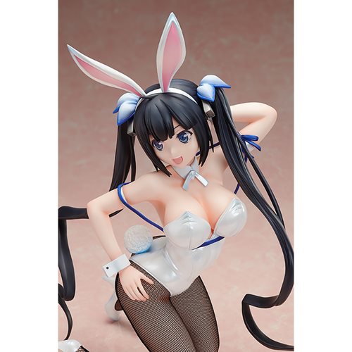Is It Wrong to Try to Pick Up Girls in a Dungeon? 2 Hestia Bunny Version Statue