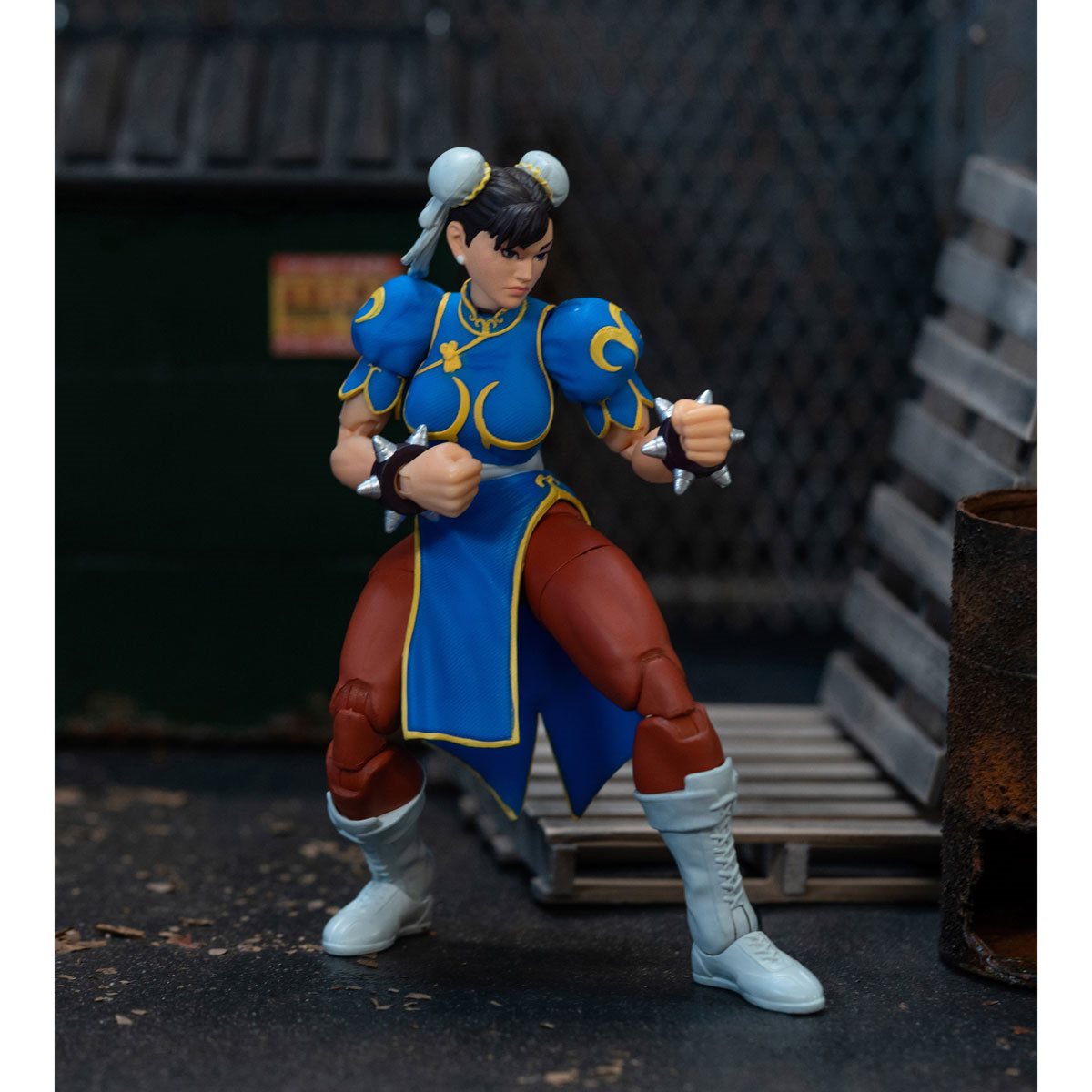 thumbnail image 2 of Jada Toys Ultra Street Fighter II Chun-Li 6-Inch Action Figure - 1:12 Scale, Adjustable 2 of 4