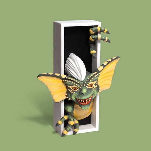 Gremlins Stripe Nook Statue - Entertainment Earth