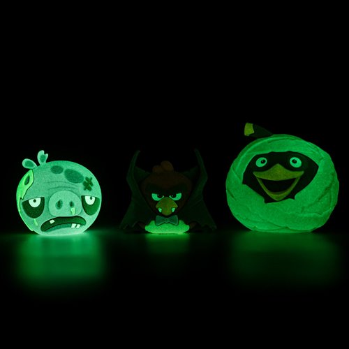 Angry Birds Halloween CheeBee 2 1/2-Inch Collectible Mini-Figure Case of 16