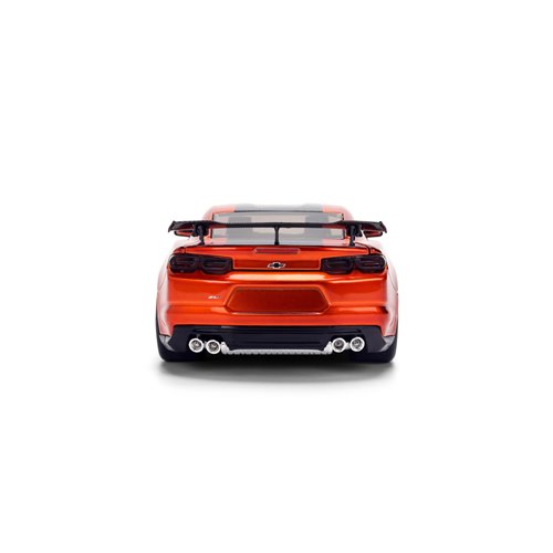 Bigtime Muscle 2024 Chevrolet Camaro ZL1 1LE 1:24 Scale Die-Cast Metal Vehicle