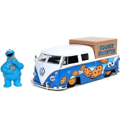 Sesame Street Cookie Monster 1962 Volkswagen Bus 1:24 Scale Die-Cast Metal Vehicle with Figure