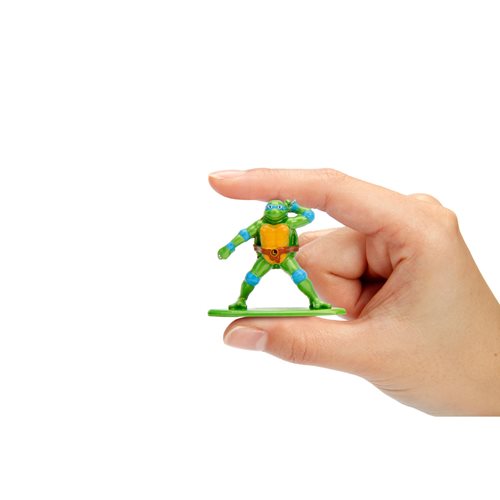 Teenage Mutant Ninja Turtles Nano Scene with 4 Nano MetalFigs Playset