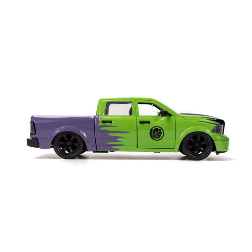 Hollywood Rides Marvel Avengers 2014 Ram 1500 1:24 Scale Die-Cast Metal Vehicle with Hulk Figure