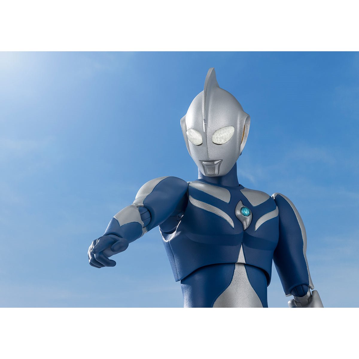 TAMASHII NATIONS S.H.Figuarts Ultraman Cosmos Luna Mode - Action Figure 100% Ufficiale, Con Parti Effetto