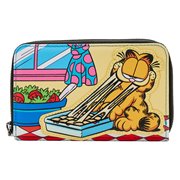 Garfield Loves Lasagna Zip-Around Wallet