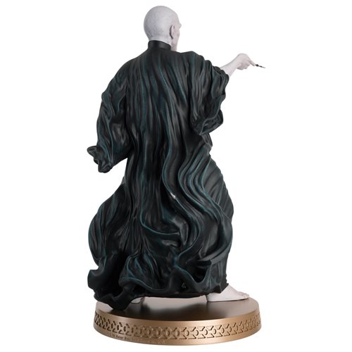 Harry Potter Wizarding World Collection Lord Voldemort Mega Figure with Collector Magazine