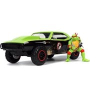 Teenage Mutant Ninja Turtles 1967 Chevrolet Camero 1:24 Scale Die-Cast Metal Vehicle with Raphael Figure