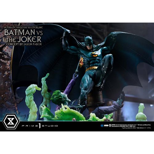 DC Comics Batman vs. Joker Ultimate Museum Masterline 1:3 Scale Statue