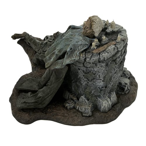 Friday the 13th: The Game Pamela Shrine Diorama