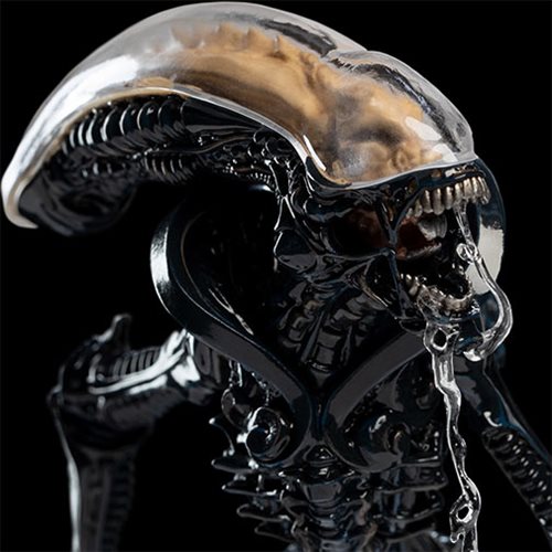 Alien Xenomorph Mini-Epic Vinyl Figure
