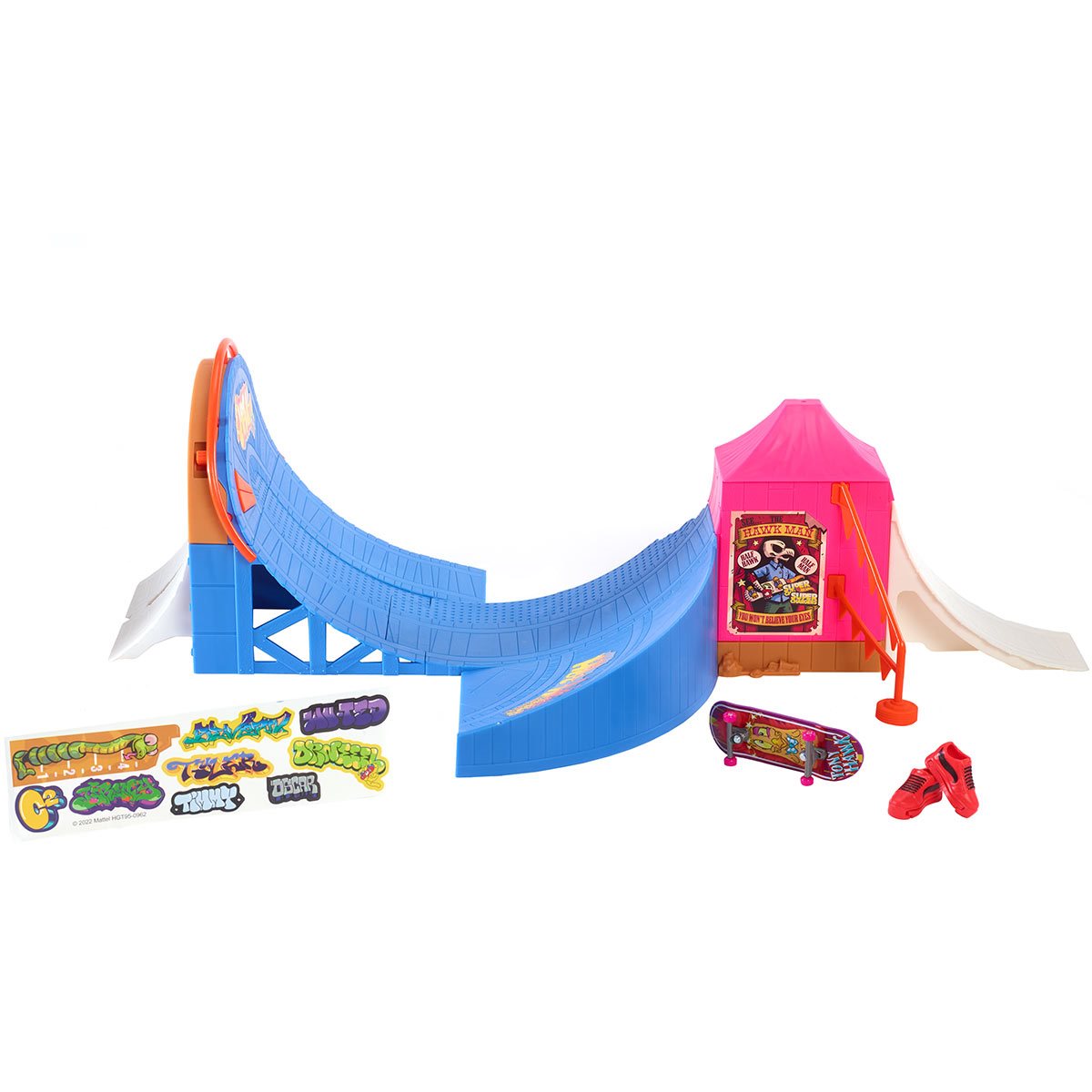 Hot Wheels Skate Aquarium Skatepark Playset with Tony Hawk Fingerboard and  Pair of Removable Skate Shoes