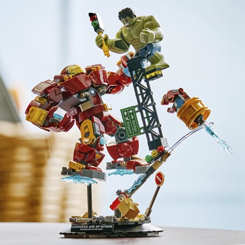 LEGO Marvel 76343 Epic Battle: Hulkbuster vs. The Hulk