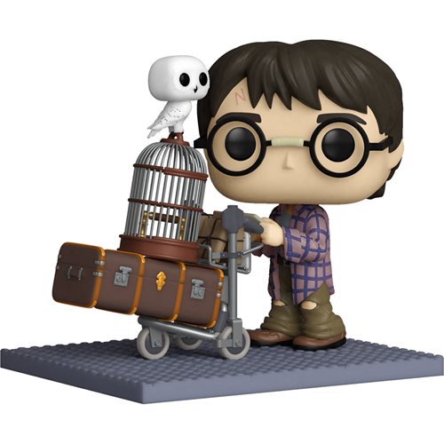 Harry Potter and the Sorcerer's Stone 20th Anniversary Harry Pushing Trolley Deluxe Funko Pop! Vinyl Figure #135