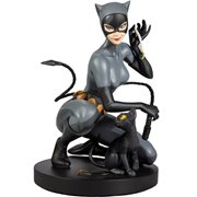 DC Designer Series Catwoman by Stanley "Artgerm" Lau 1:6 Scale Statue