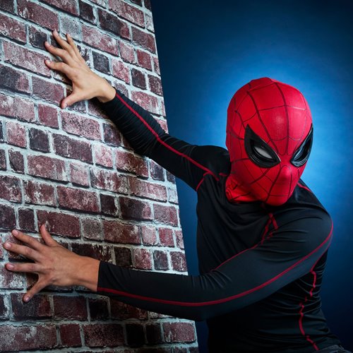 Spider-Man: Homecoming Marvel Legends Electronic Expressive Mask