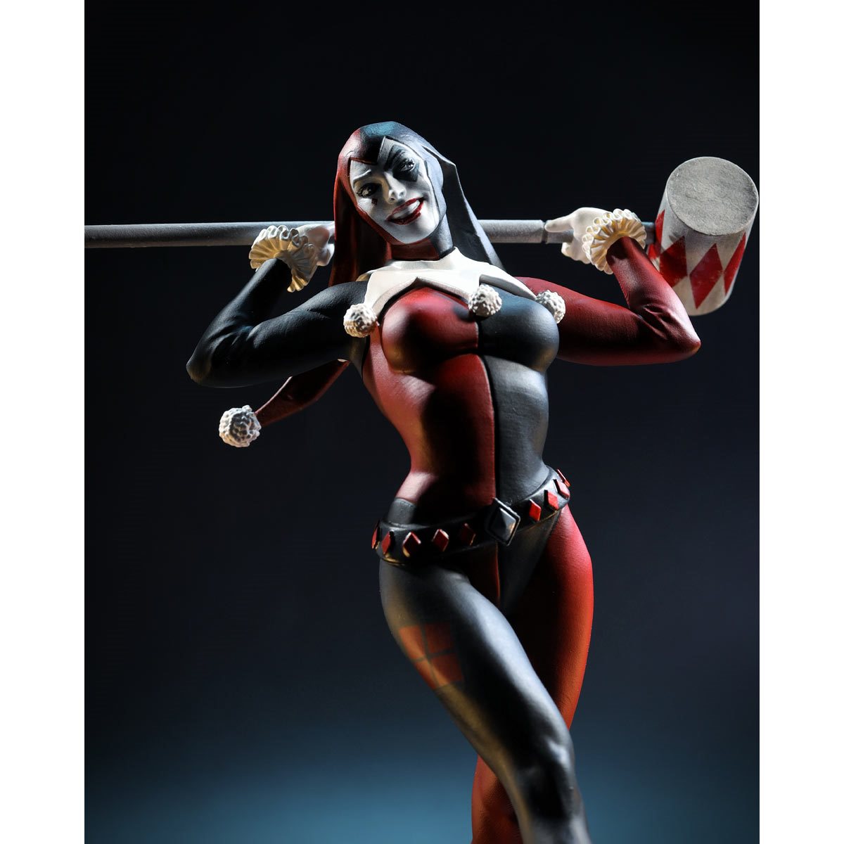 McFarlane Toys DC Direct Statua Harley Quinn 1:10 – J. Scott Campbell Red White & Black, Edizione Limitata 5000
