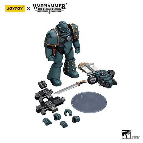 Joy Toy Warhammer 40,000 Sons of Horus MKIV Tactical Squad Legionary with Legion Vexilla 1:18 Scale