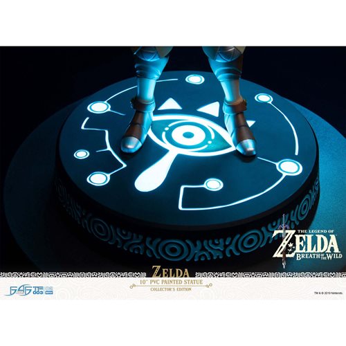 The Legend of Zelda: Breath of the Wild Zelda Collector's Edition Statue