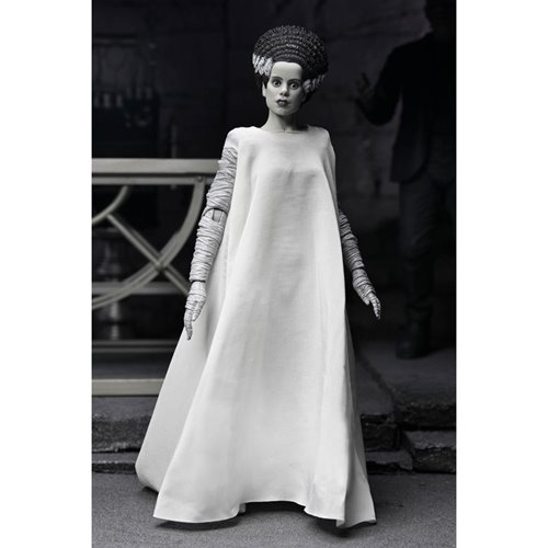 Universal Monsters Bride of Frankenstein 90th Ann. The Monster & His Mate (B&W Version) 7-In Scale A