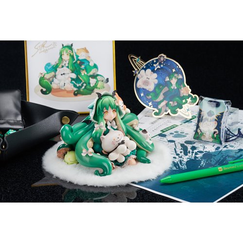 Cthulhu Meowthulhu Pajamas Party Version Statue