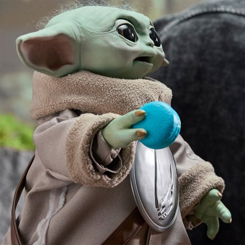 Star Wars Ultimate Grogu 1:1 Scale Premium Animatronic Limited Edition Life-Size Replica with Postcard