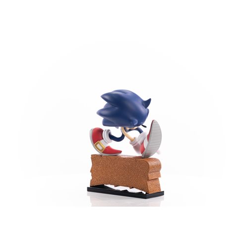Sonic Adventure's Sonic the Hedgehog PVC Statue