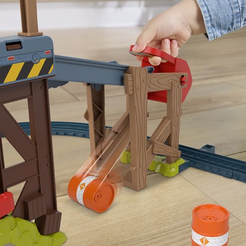 Thomas & Friends Diesel's Lift & Load Construction Set