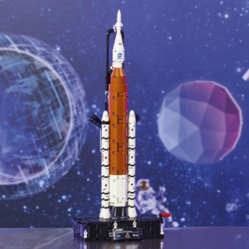 LEGO Technic 42221 NASA Artemis Space Launch System Rocket