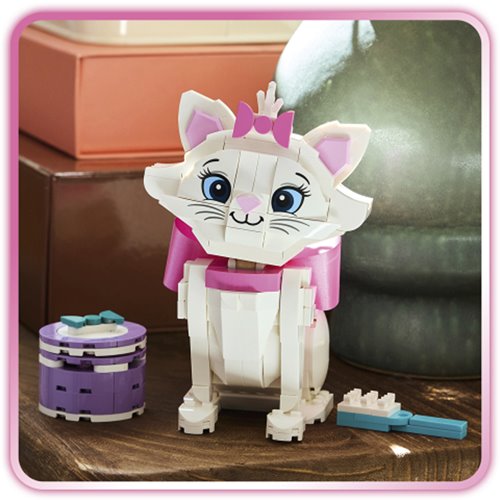 LEGO 43286 The Aristocats Adorable Marie