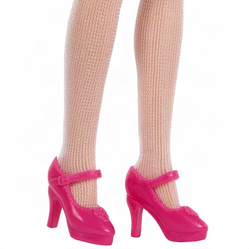 Disney Descendants: Wicked Wonderland Tea Party Reveal Pink Doll