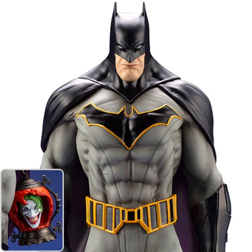 Batman: Last Knight on Earth Batman ARTFX 1:6 Scale Statue
